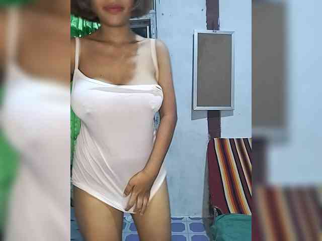 momo3312 webcam
