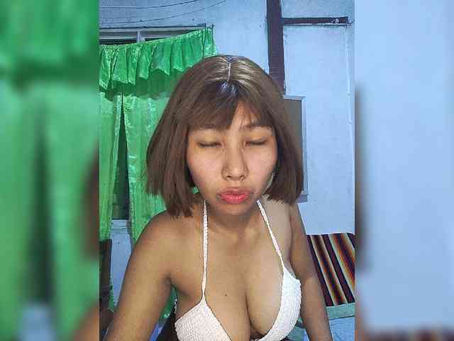 momo3312 webcam