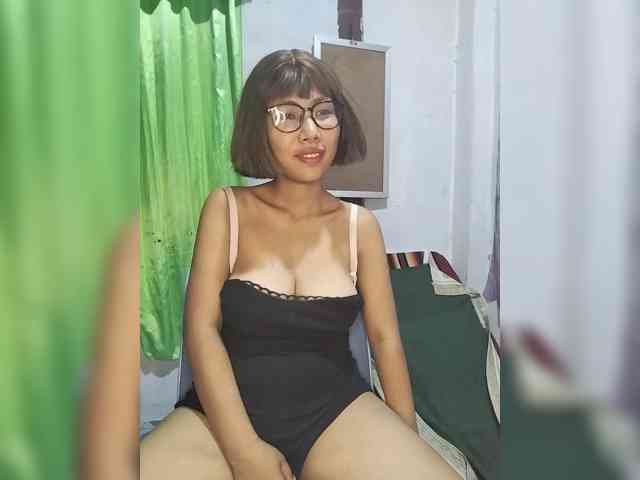 momo3312 webcam