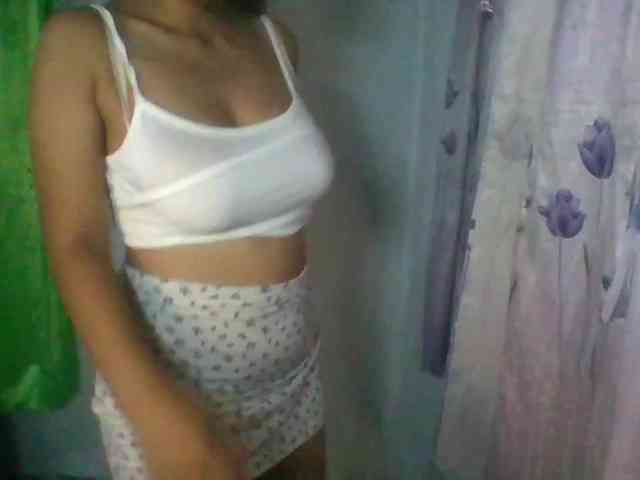 momo3312 webcam