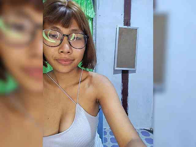 momo3312 webcam