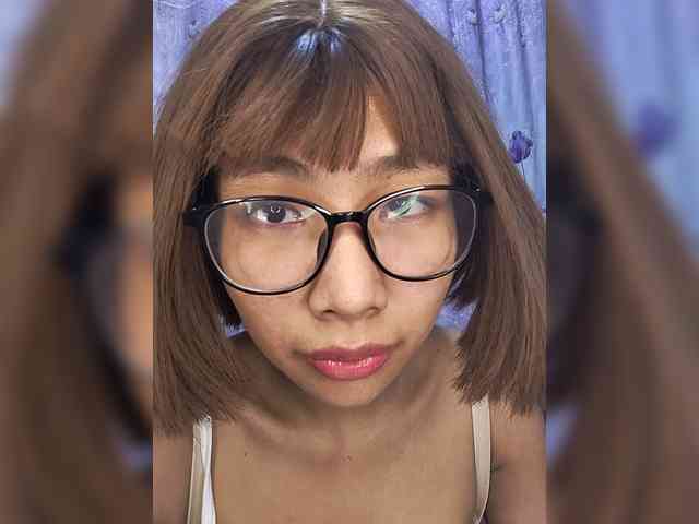 momo3312 webcam