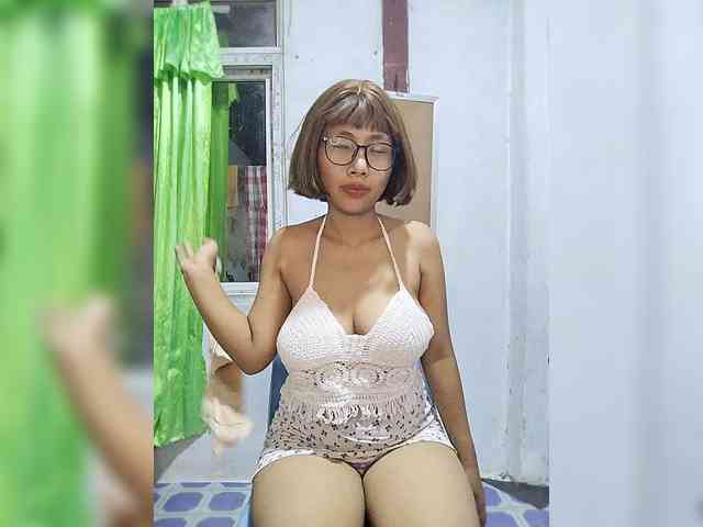 momo3312 webcam