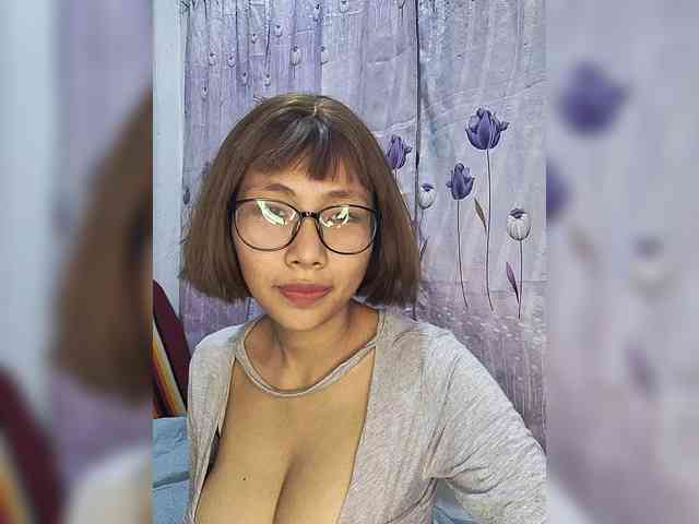 momo3312 webcam