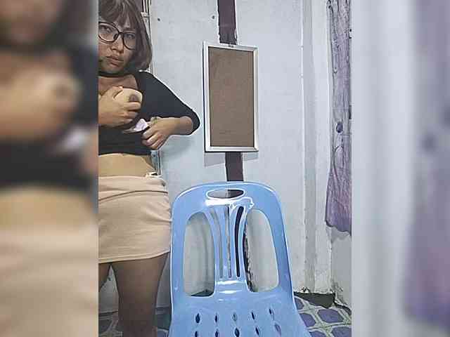 momo3312 webcam
