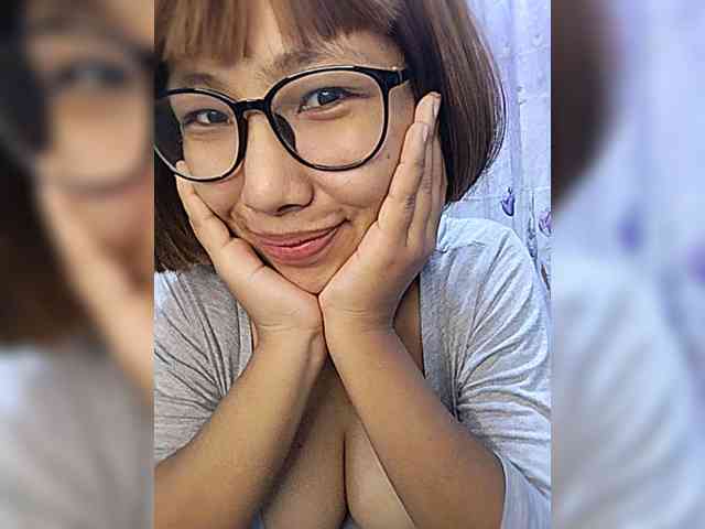 momo3312 webcam