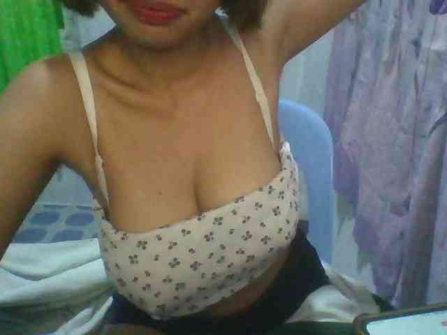 momo3312 webcam