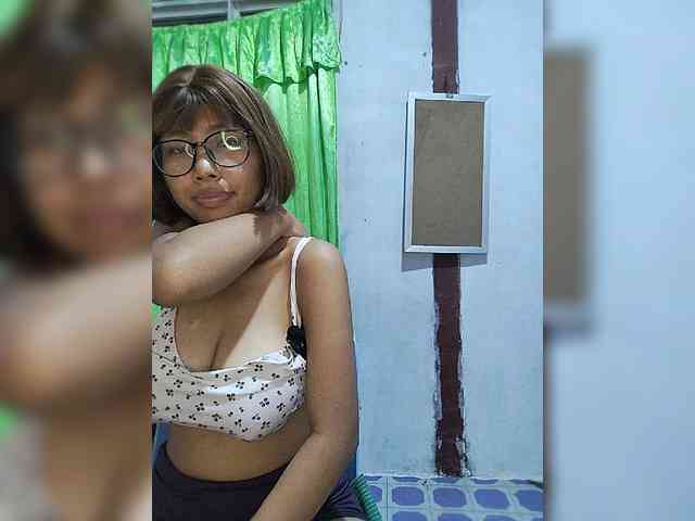 momo3312 webcam