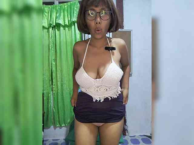 momo3312 webcam