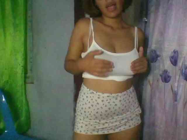 momo3312 webcam