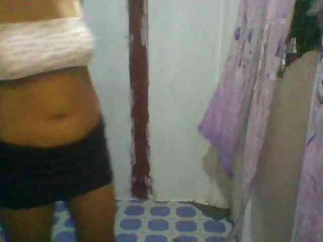 momo3312 webcam