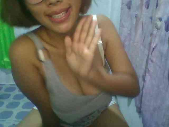 momo3312 webcam