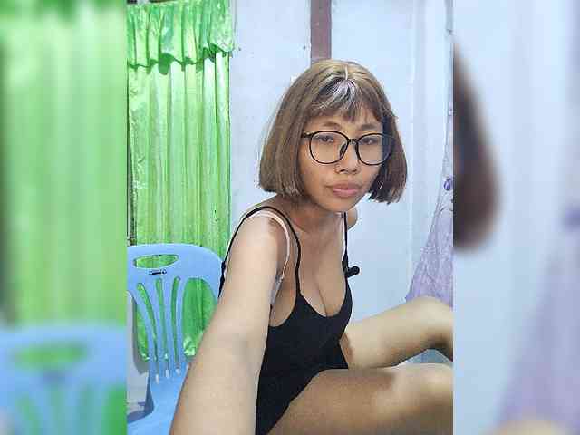 momo3312 webcam