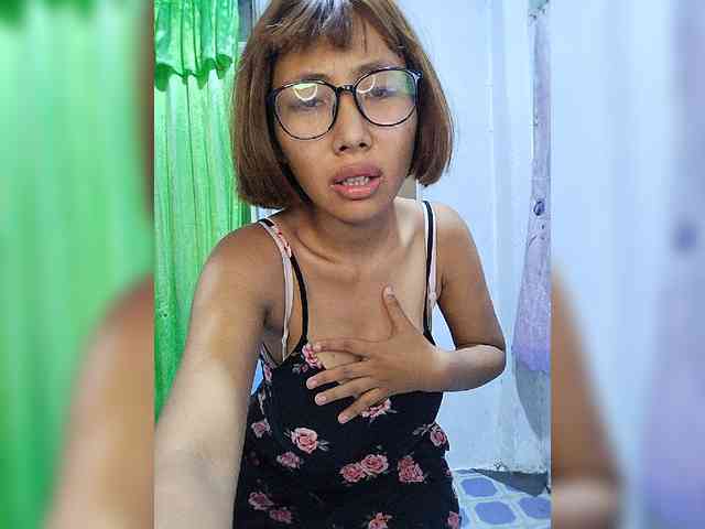 momo3312 webcam