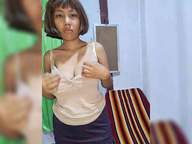 momo3312 webcam