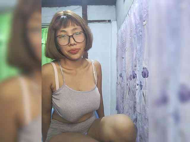 momo3312 webcam