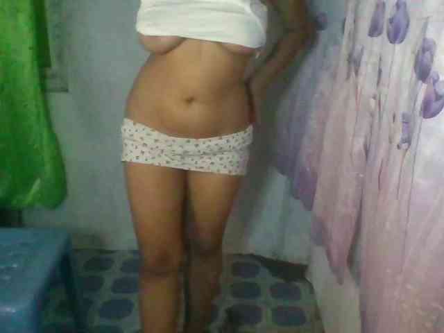 momo3312 webcam