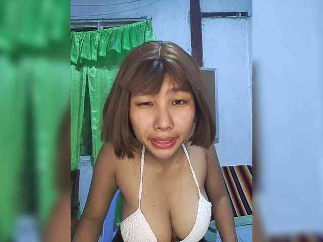 momo3312 webcam