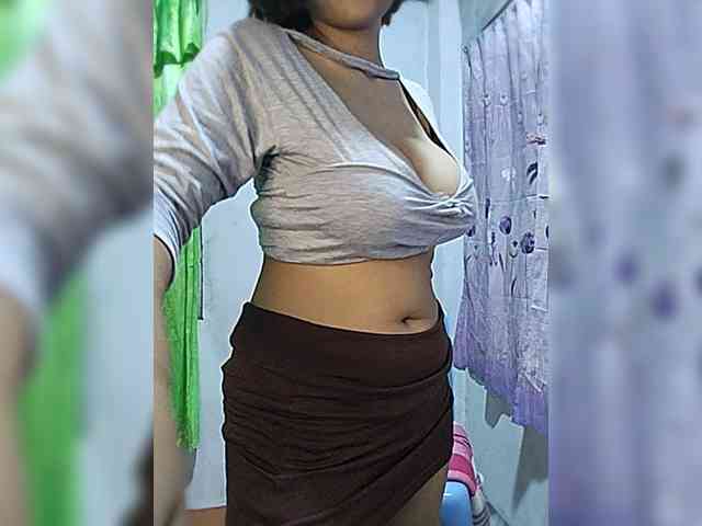 momo3312 webcam