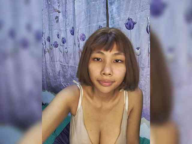 momo3312 webcam