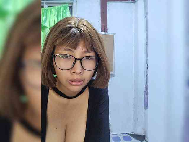 momo3312 webcam