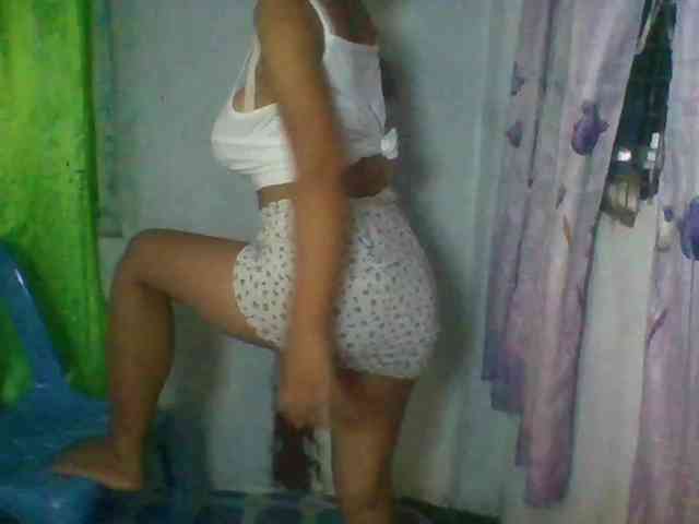 momo3312 webcam