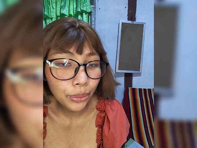 momo3312 webcam