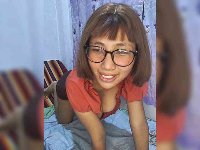momo3312 webcam