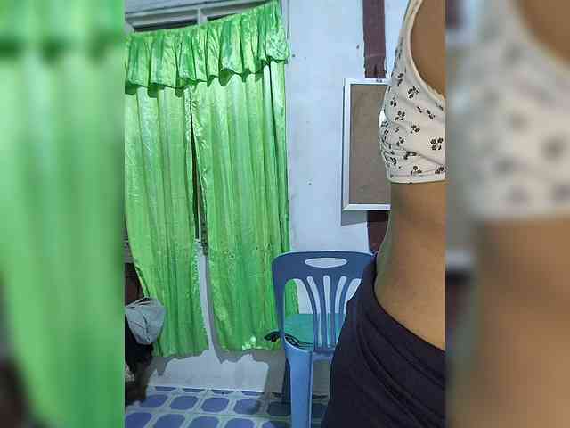 momo3312 webcam