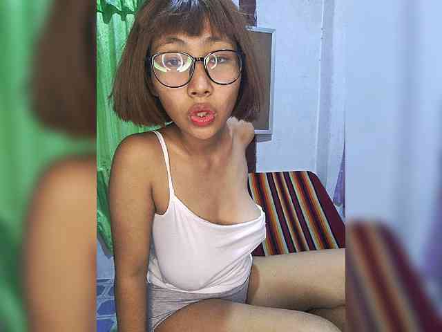 momo3312 webcam