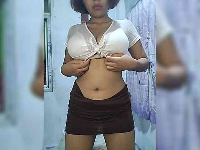 momo3312 webcam