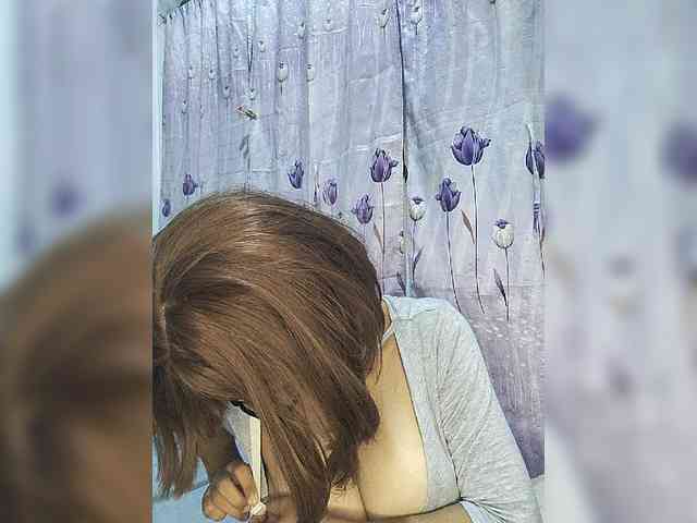 momo3312 webcam