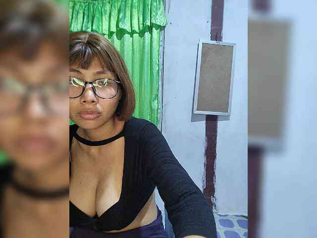 momo3312 webcam