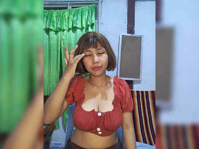 momo3312 webcam