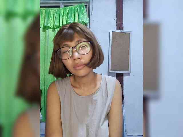 momo3312 webcam