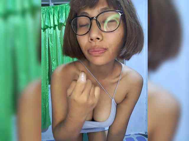 momo3312 webcam
