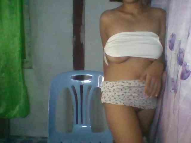momo3312 webcam