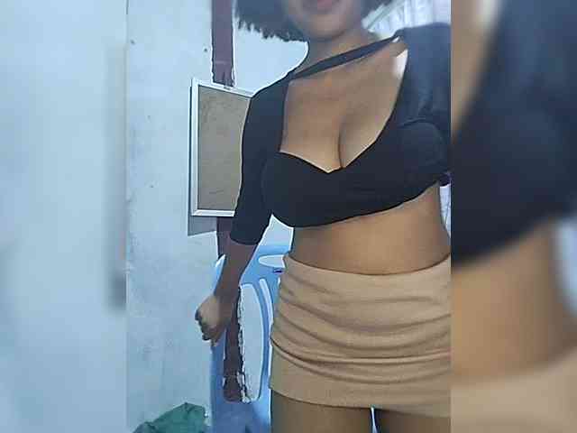 momo3312 webcam