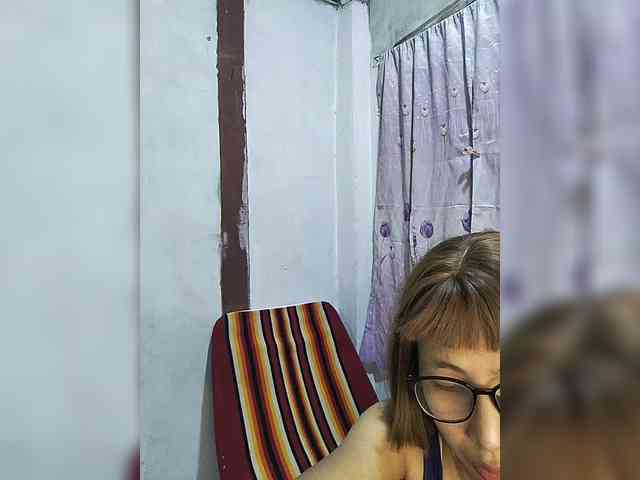 momo3312 webcam