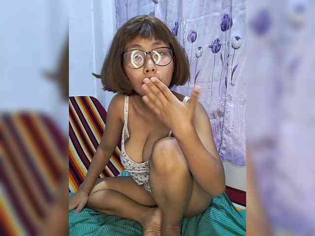 momo3312 webcam