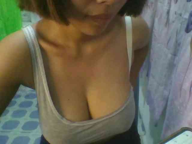 momo3312 webcam