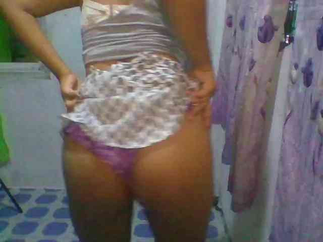 momo3312 webcam
