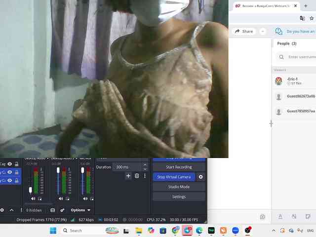 momo3312 webcam