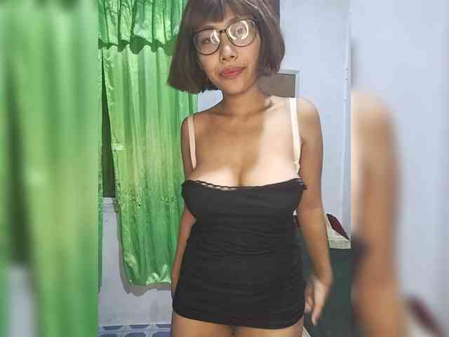 momo3312 webcam