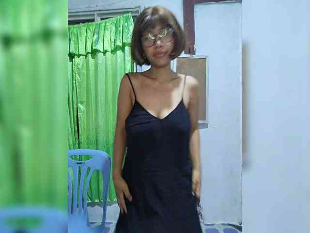 momo3312 webcam