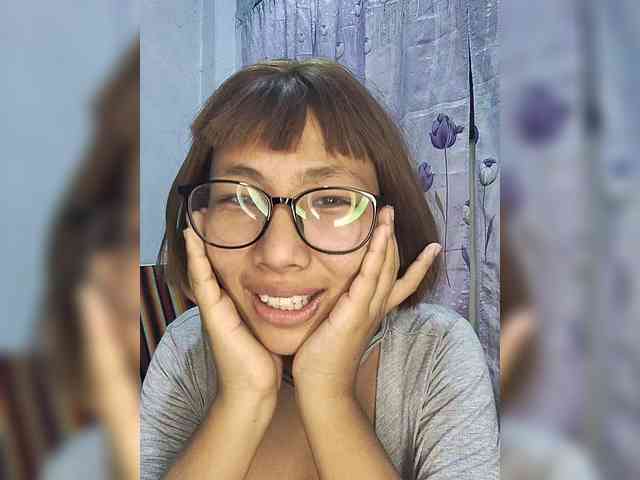 momo3312 webcam