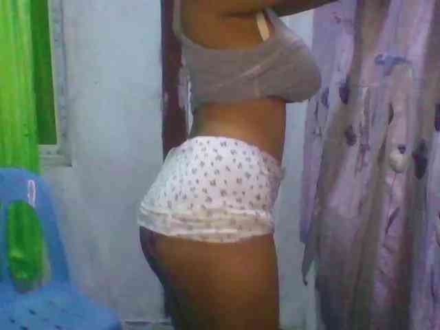 momo3312 webcam