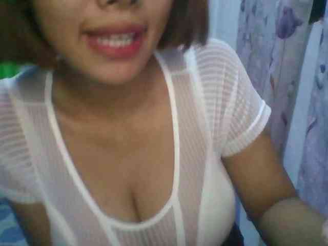 momo3312 webcam