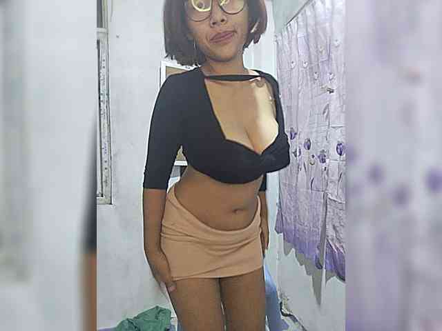 momo3312 webcam