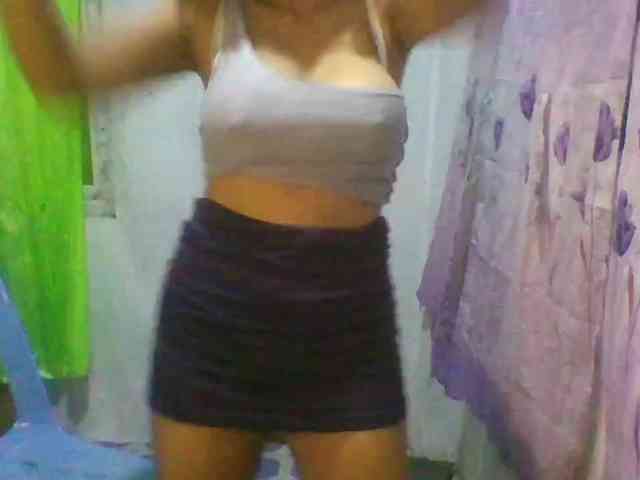 momo3312 webcam